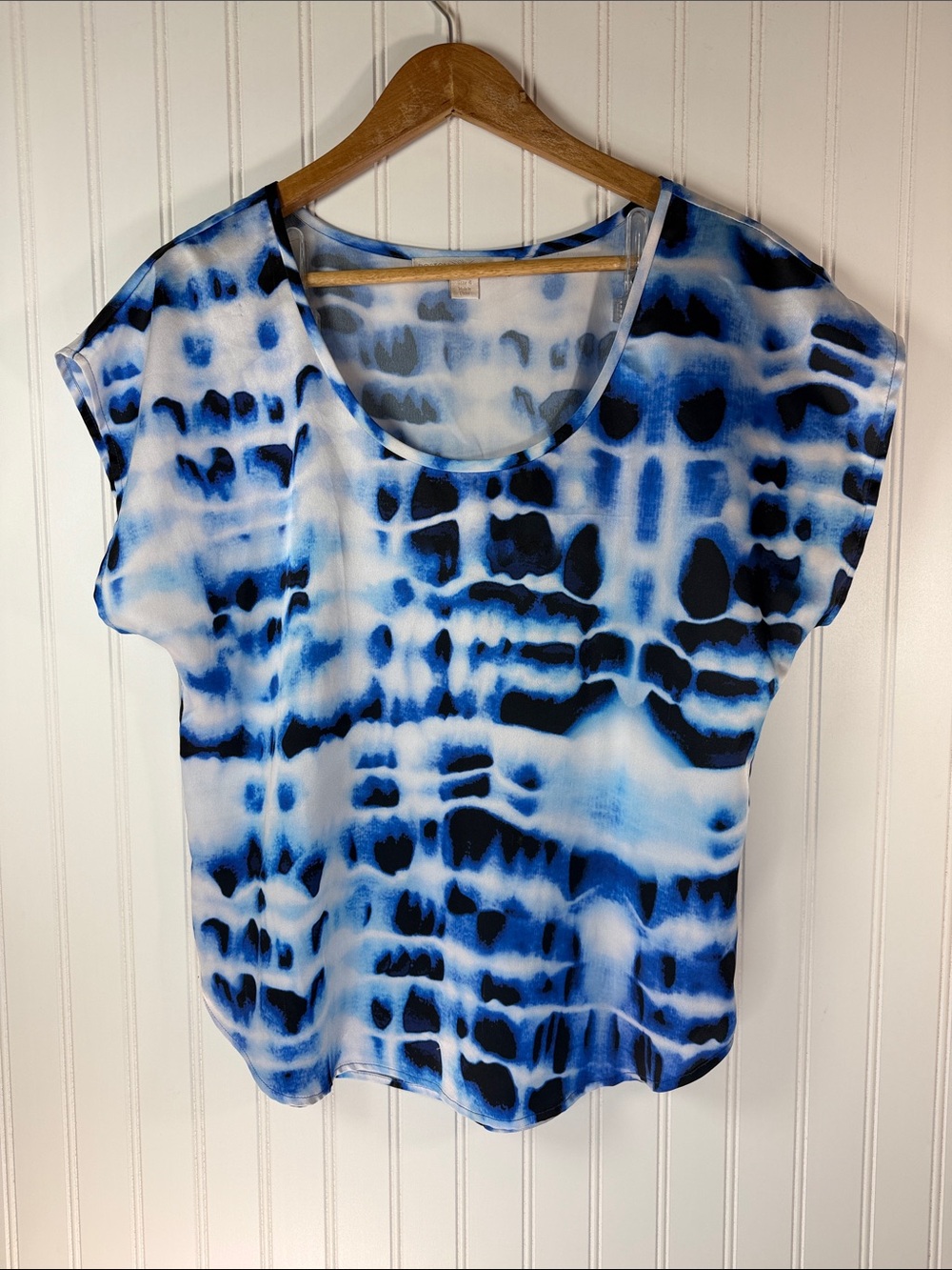 Boston Proper Blue and White Tie-Dye Womens Short Sleeve Top Size Medium